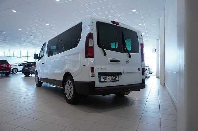 Nissan NV300