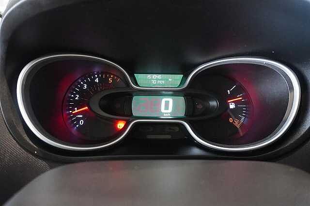 Nissan NV300