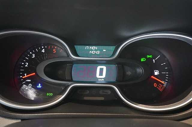 Nissan NV300