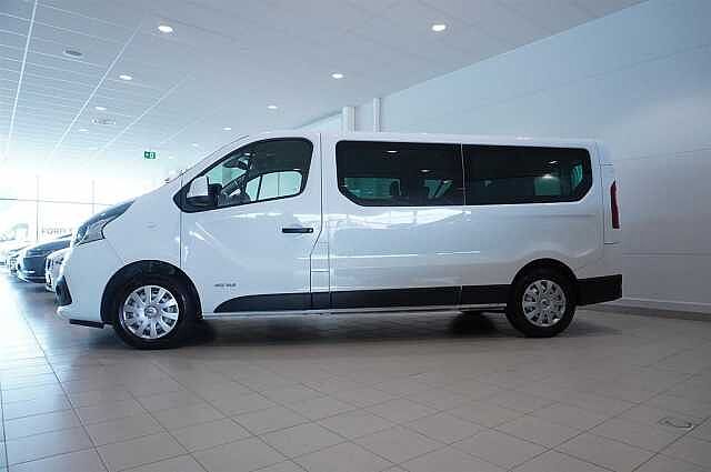 Nissan NV300