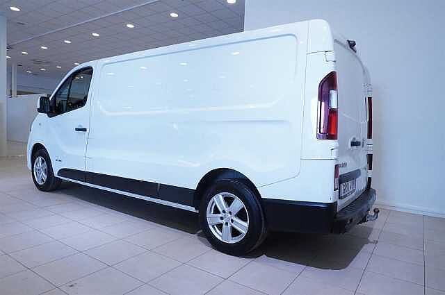 Nissan NV300