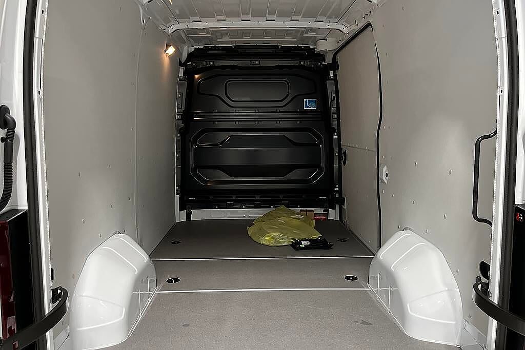 Nissan Interstar