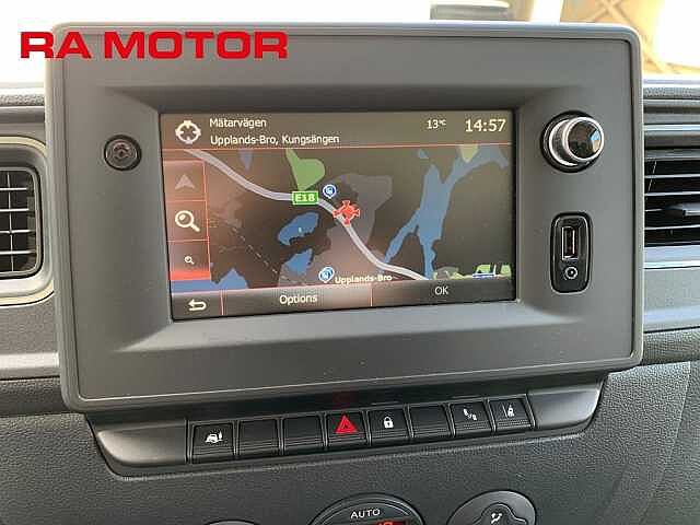 Nissan Interstar