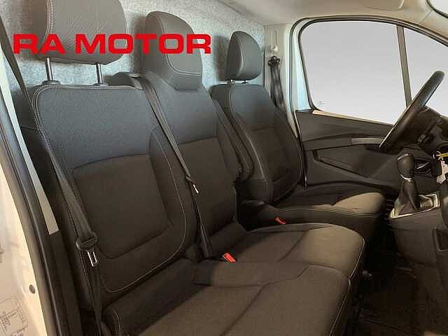 Nissan primastar