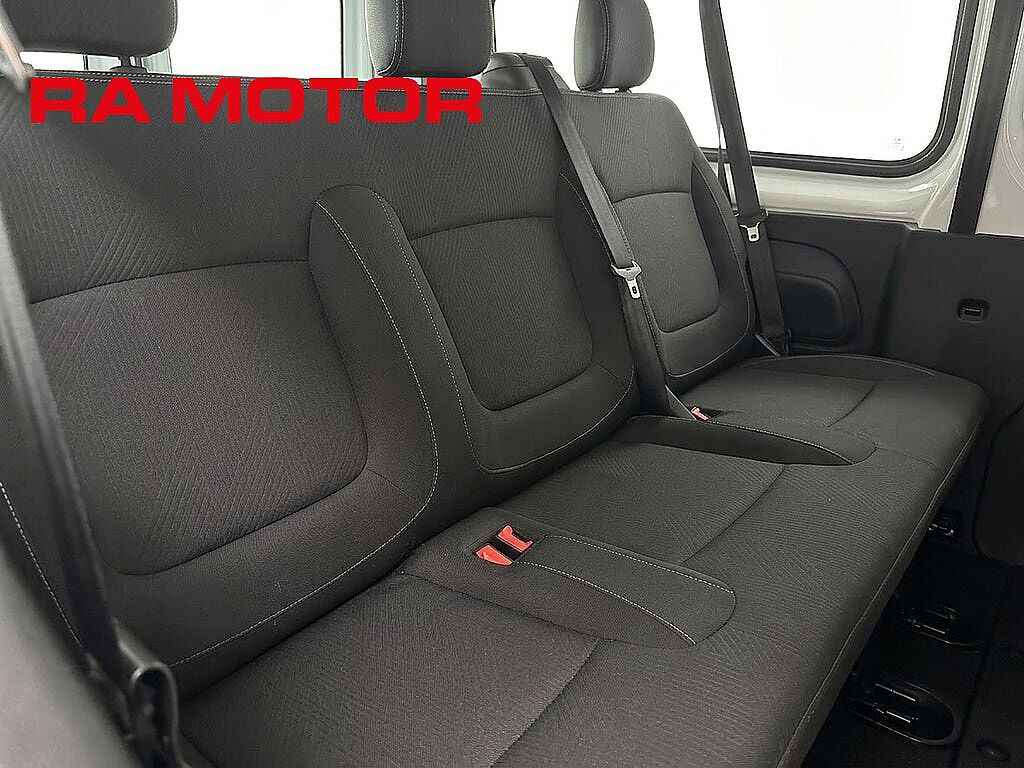 Nissan Primastar