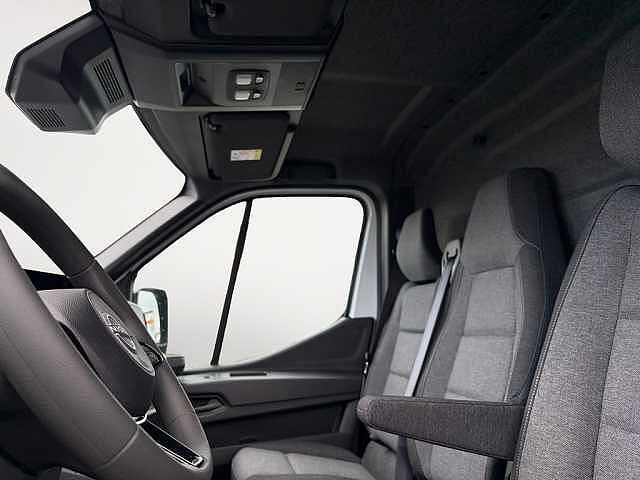 Nissan Interstar